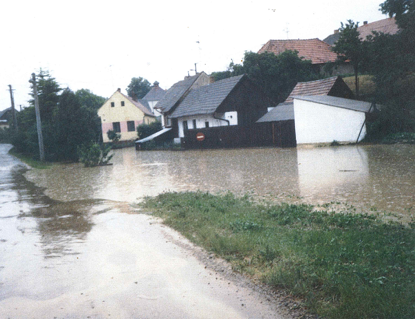 Povodeň – obec Petrovice